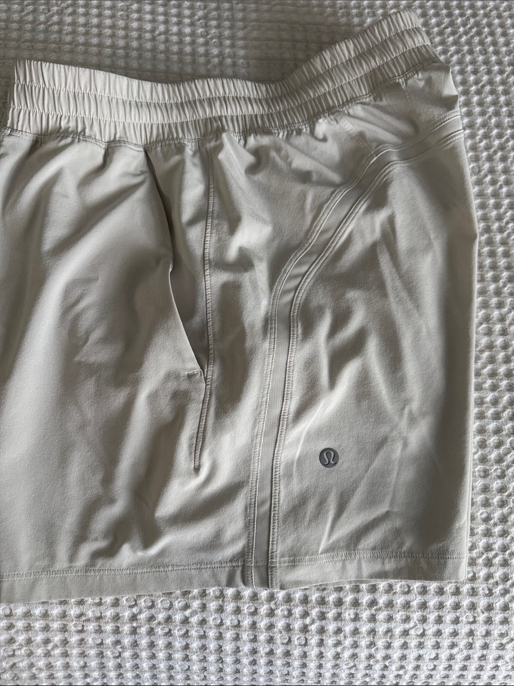 lululemon athletica Men’s Light Stone Athletic Shorts